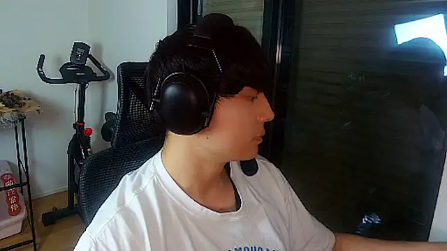 Snapshot of Tkcqcc chatting on 07.06.26 Tkcqcc online show from 07.06.26