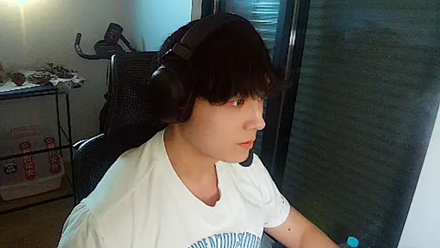 Snapshot of Tkcqcc chatting on 07.29.26 Tkcqcc online show from 07.29.26