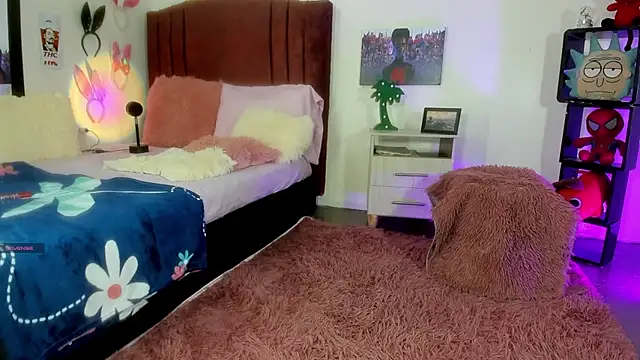 alisson zafiro  online show from 02.05.25