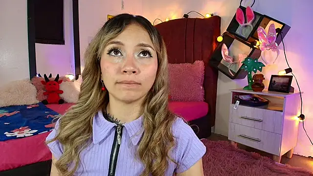 alisson zafiro  online show from 03.11.25