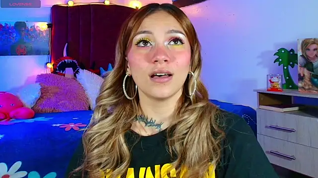 alisson zafiro  online show from 09.22.25