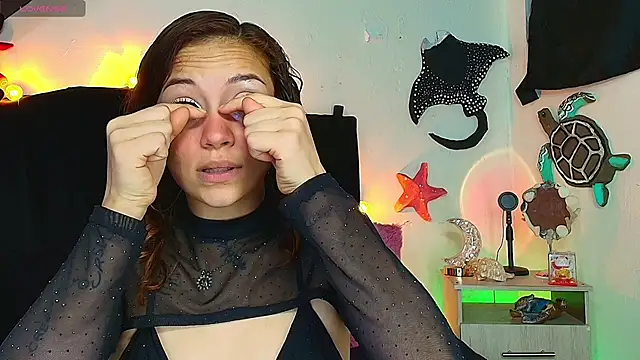 alisson zafiro  online show from 07.09.26