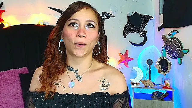 alisson zafiro  online show from 07.17.26