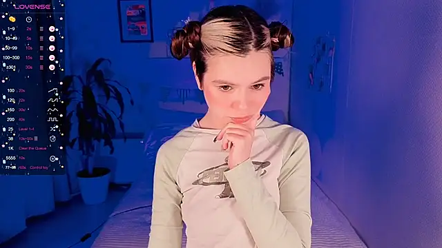 Lil Amelie online show from 09.28.25