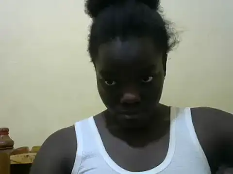 Snapshot of Sweet_chico2 chatting on 12.10.24 Sweet chico2 online show from 12.10.24