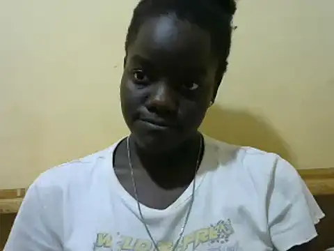 Snapshot of Sweet_chico2 chatting on 12.22.24 Sweet chico2 online show from 12.22.24