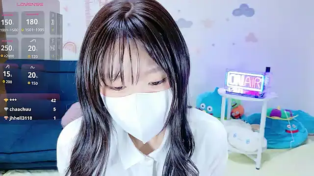 Snapshot of _Iroha_99 chatting on 09.22.25 Iroha 99 online show from 09.22.25