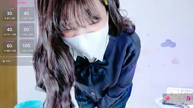 Snapshot of _Iroha_99 chatting on 10.16.25 Iroha 99 online show from 10.16.25