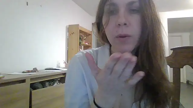 JasmineGlamour online show from 03.05.26