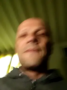 Snapshot of wedge75 chatting on 10.14.25 wedge75 online show from 10.14.25