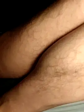 Snapshot of wedge75 chatting on 11.11.25 wedge75 online show from 11.11.25