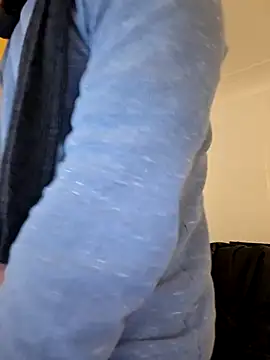 Snapshot of wedge75 chatting on 01.18.26 wedge75 online show from 01.18.26