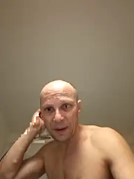 Snapshot of wedge75 chatting on 03.18.26 wedge75 online show from 03.18.26