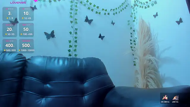 Amani Bakir online show from 12.16.25