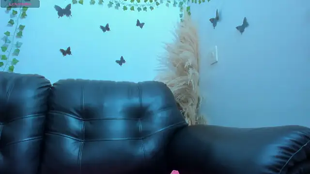 Snapshot of Amani_Bakir chatting on 05.20.26 Amani Bakir online show from 05.20.26
