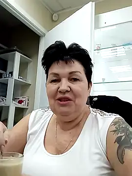 Snapshot of FantasyMichelle chatting on 01.06.25 FantasyMichelle online show from 01.06.25