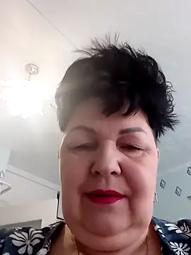 Snapshot of FantasyMichelle chatting on 02.25.25 FantasyMichelle online show from 02.25.25