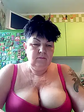 Snapshot of FantasyMichelle chatting on 03.05.25 FantasyMichelle online show from 03.05.25