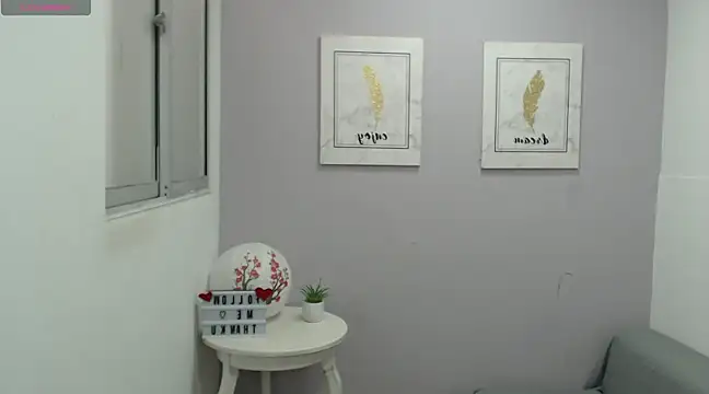 Snapshot of valerie_diaz1 chatting on 03.15.25 valerie diaz1 online show from 03.15.25