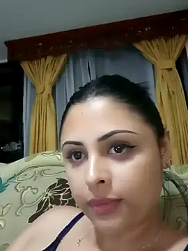 Snapshot of MelannyBell chatting on 01.18.25 MelannyBell online show from 01.18.25