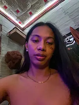 whiteladyboy online show from 11.17.25