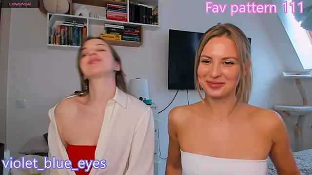 Snapshot of Sp1cyme chatting on 11.24.25 Sp1cyme online show from 11.24.25