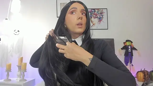 helen mooree online show from 10.25.25