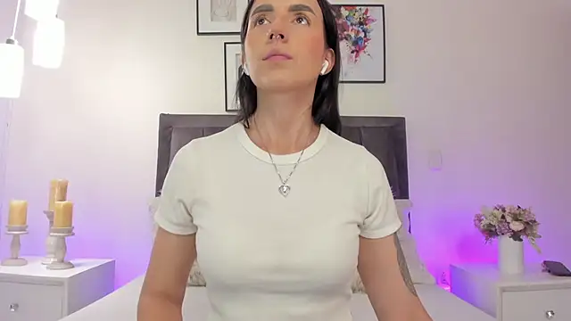 helen mooree online show from 02.25.26