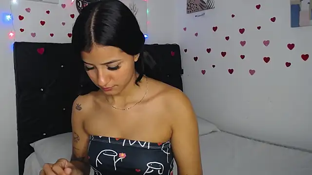 floweer  online show from 02.20.25