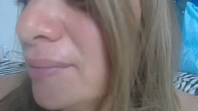 Elza Blonde online show from 04.29.26