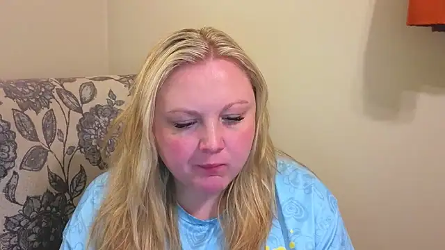 PhatAssBlond online show from 04.27.26