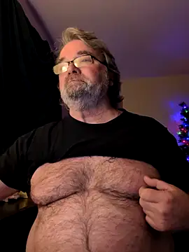 Snapshot of Doherty10 chatting on 12.20.25 Doherty10 online show from 12.20.25