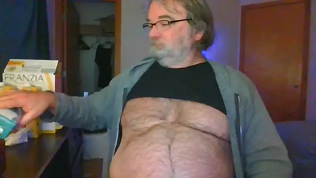 Snapshot of Doherty10 chatting on 12.20.25 Doherty10 online show from 12.20.25