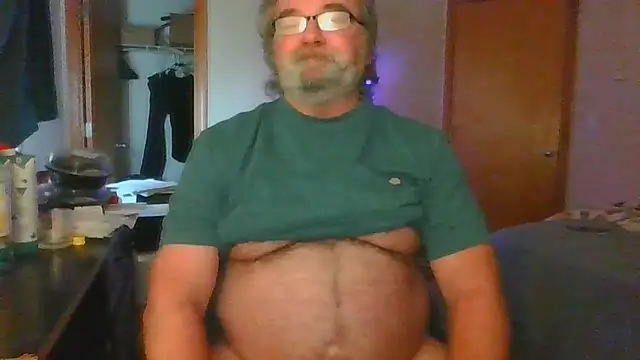 Snapshot of Doherty10 chatting on 02.25.26 Doherty10 online show from 02.25.26