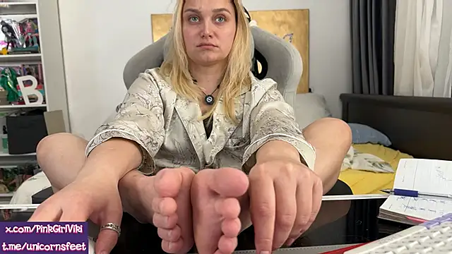 unicornsfeet online show from 04.29.26