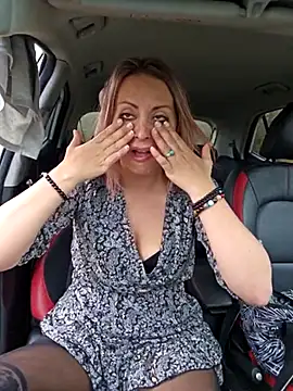 Snapshot of Jade_Emeraud chatting on 03.10.25 Jade Emeraud online show from 03.10.25