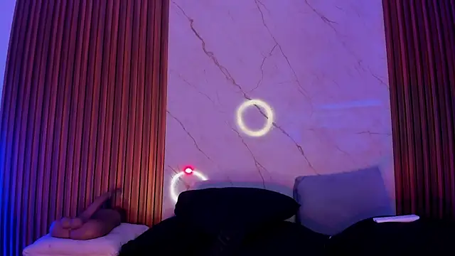 Emiilycollins online show from 10.11.25