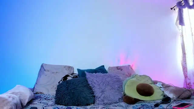 Snapshot of moonfiredancer chatting on 12.30.24 moonfiredancer online show from 12.30.24