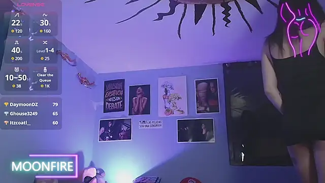 Snapshot of moonfiredancer chatting on 01.13.25 moonfiredancer online show from 01.13.25