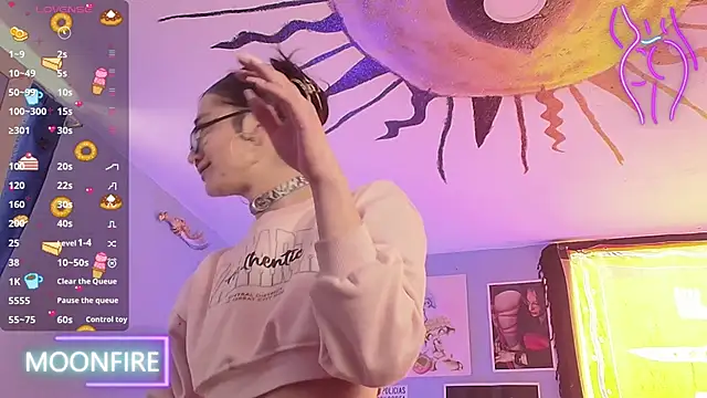 Snapshot of moonfiredancer chatting on 01.21.25 moonfiredancer online show from 01.21.25