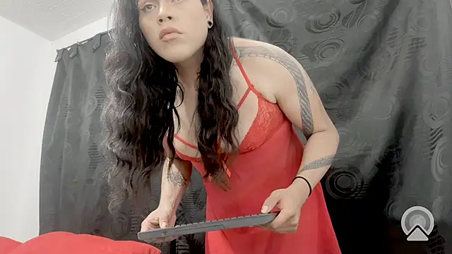 Snapshot of Ariana_Rodriguez_ chatting on 07.30.26 Ariana Rodriguez online show from 07.30.26
