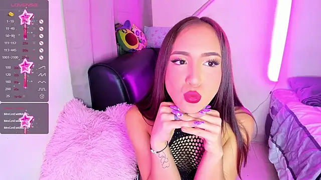 Snapshot of Gothic_slut-without_limit chatting on 01.29.25 Gothic slut-without limit online show from 01.29.25