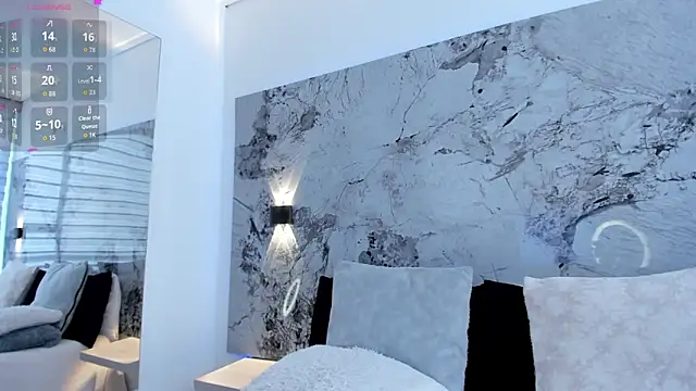 Snapshot of LIZ_HOLMES chatting on 11.27.25 LIZ HOLMES online show from 11.27.25