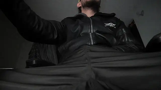 s sven03 online show from 09.18.25