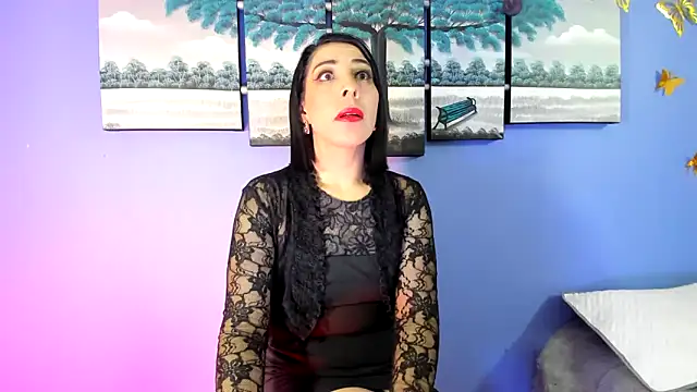 Snapshot of AdelleLennox_cg chatting on 02.18.25 AdelleLennox cg online show from 02.18.25