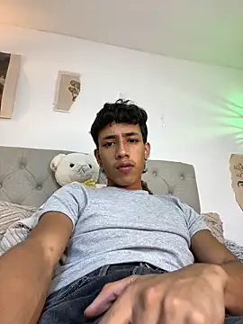 Ostin18hot online show from 12.03.25