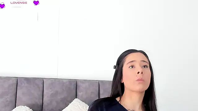 VeronicaTonu online show from 02.20.25