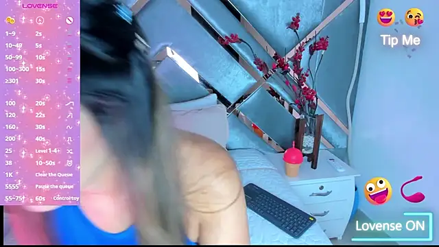 LiaaGenner online show from 01.19.25