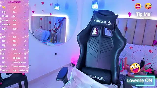 LiaaGenner online show from 02.24.25