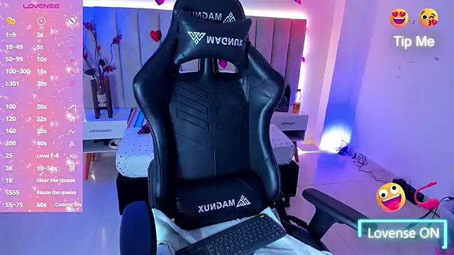 LiaaGenner online show from 02.27.25